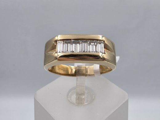 Zelta gredzens ar briljantu, 5.88 g, izm. 18.5