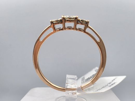Gold ring with diamond, 1.96 g, size 18