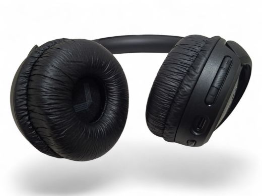 JBL Tune 535Bt