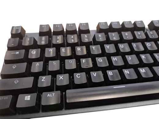 steelseries Apex 5