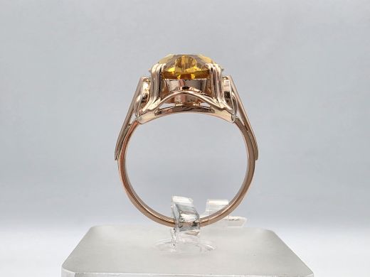 Золотое кольцо с цирконом, 8.09 г, разм. 18