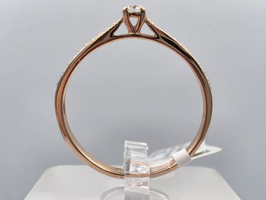 Gold ring with diamond, 1.49 g, size 18