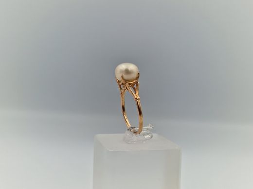 Золотое кольцо, 2.84 г, разм. 18.5