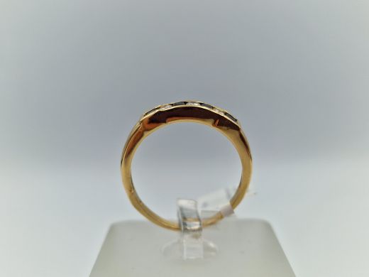 Zelta gredzens ar briljantu un safīru, 3.08 g, izm. 18