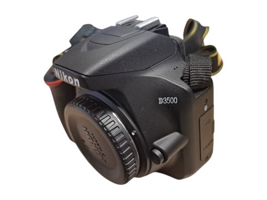 Nikon D3500