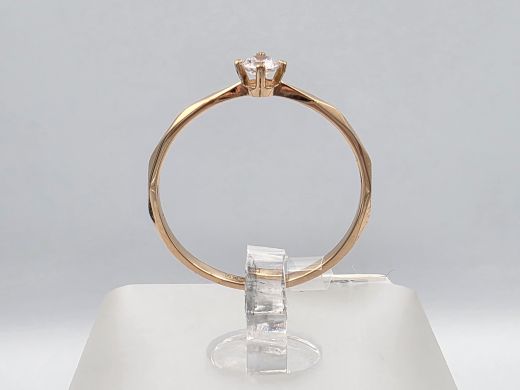 Gold ring with zircon, 0.89 g, size 17