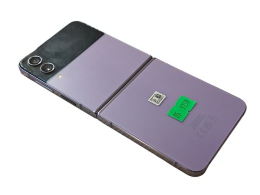 Samsung Galaxy Z Flip 4 128 gb