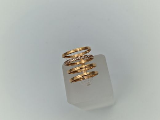 Zelta gredzens ar cirkoniju, 4.42 g, izm. 17