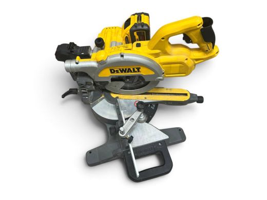 Dewalt Dcs777