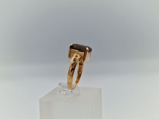 Золотое кольцо с цирконом, 5.45 г, разм. 17.5