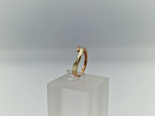 Золотое кольцо с цирконом, 1.9 г, разм. 16