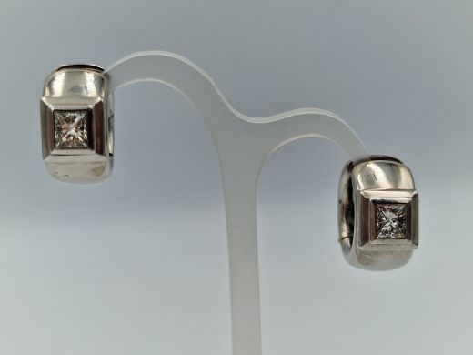 Золотые серьги с бриллиантом, 20.65 г