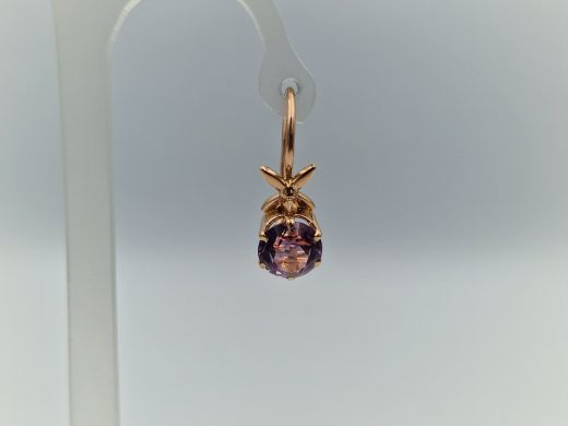 Золотые серьги с кораллом, 2.57 г