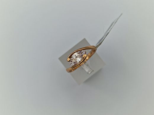 Золотое кольцо с цирконом, 2.62 г