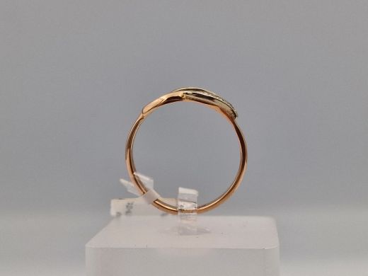 Zelta gredzens ar briljantu, 2.85 g, izm. 19