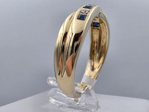 Gold ring with sapphire, 2.90 g, size 17