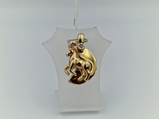 Zelta kulons ar briljantu, 5.48 g