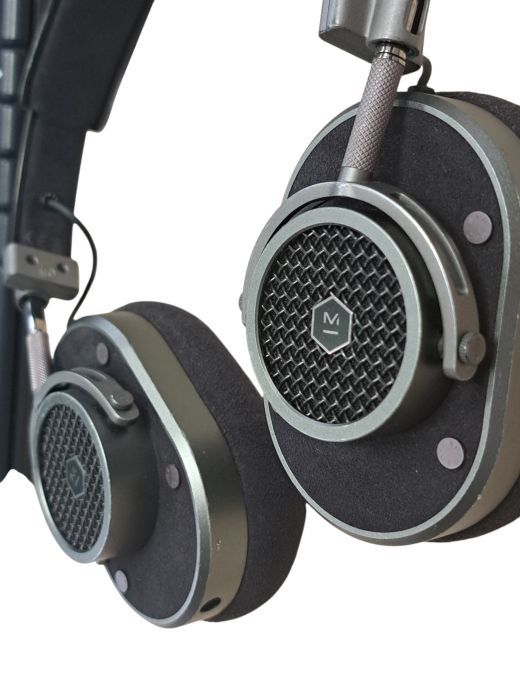 Master & Dynamic Mh40 