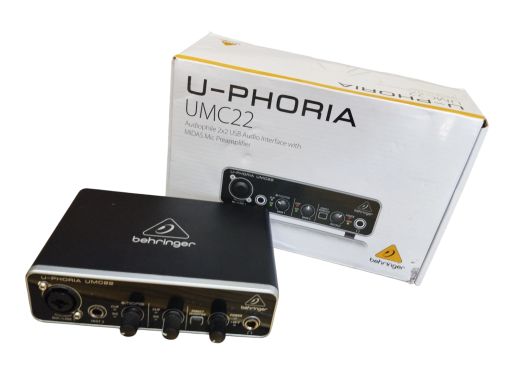 Behringer U-THOPIA UMC22 