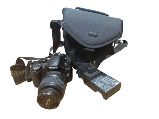nikon D3100