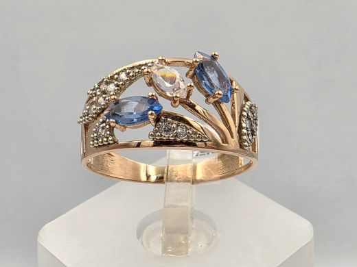 Gold ring with zircon, 2.54 g, size 17.5