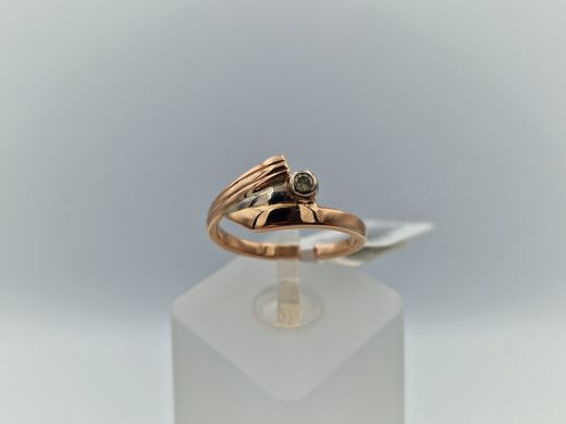 Zelta gredzens ar briljantu, 3.23 g, izm. 17.5