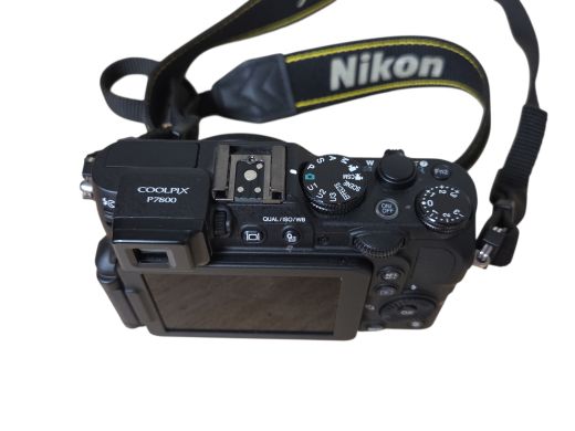 Nikon Coolpix P7800 