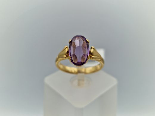 Zelta gredzens ar koraļļi, 4.62 g, izm. 16.5