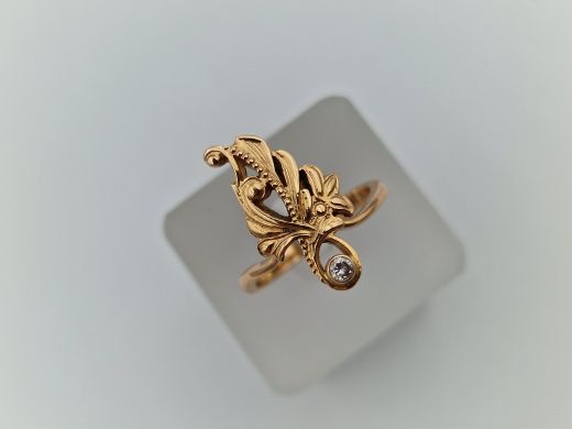 Золотое кольцо с цирконом, 4.64 г, разм. 17.5