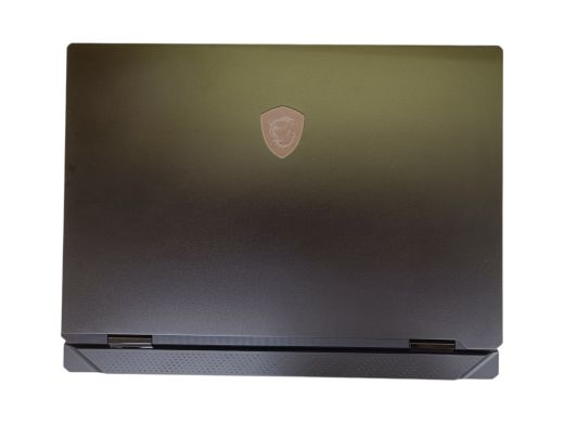 MSI Raider A18 825 gb