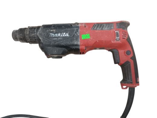 Makita M8701