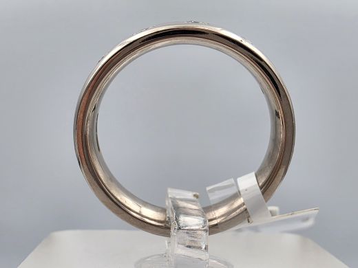 Gold ring with diamond, 9.41 g, size 18