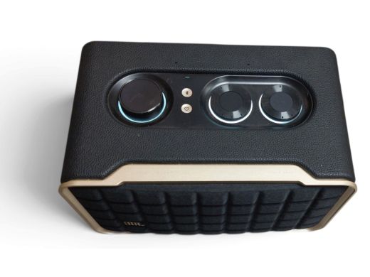 JBL Authentic 200