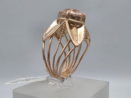 Золотое кольцо с цирконом, 6.3 г, разм. 17