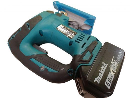 Makita DJV182