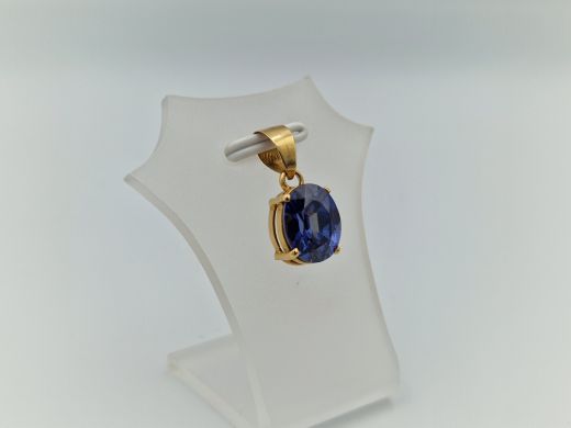 Золотой кулон с кораллом, 1.98 г