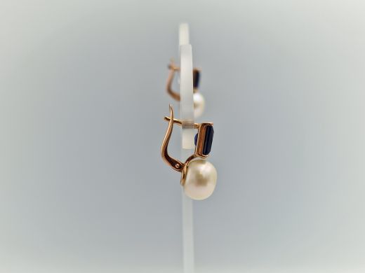 Zelta kulons ar safīru