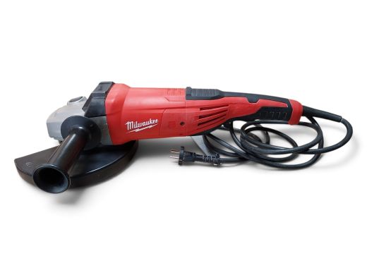 Milwaukee Ag 22-230