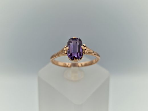 Zelta gredzens ar koraļļi, 2.16 g, izm. 18