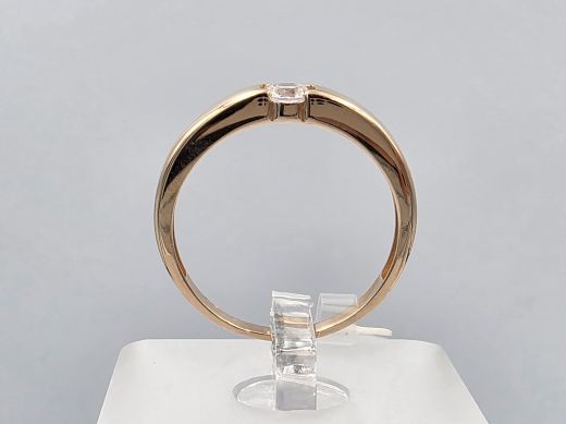 Gold ring with zircon, 1.90 g, size 18.5