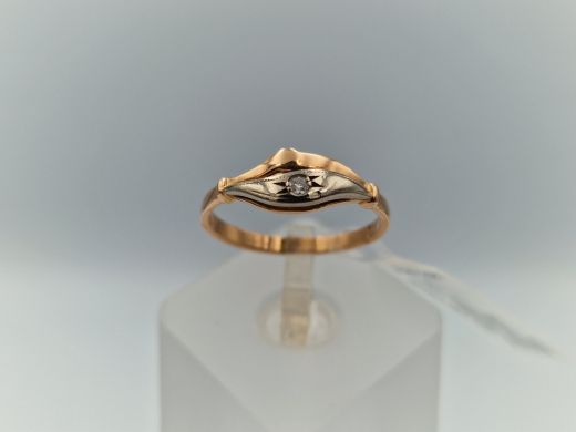 Золотое кольцо с цирконом, 2.11 г, разм. 17.5