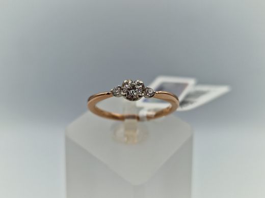 Zelta gredzens ar briljantiem, 2.35 g, izm. 17