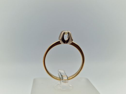 Zelta gredzens ar briljantiem, 2.42 g, izm. 17.5