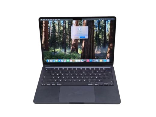 Apple Macbook Air A3240 256 gb