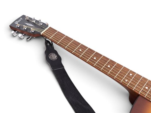 Cort Ad810