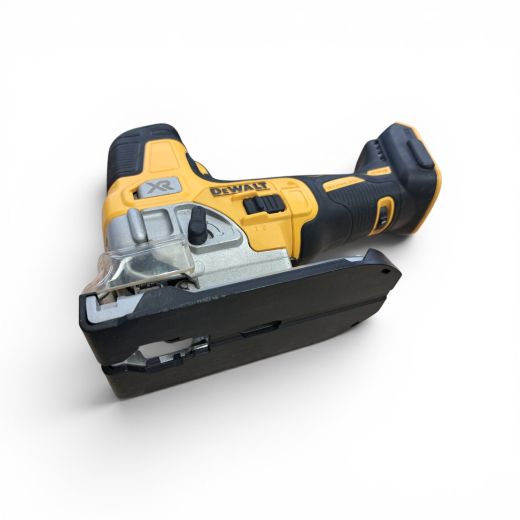 DeWALT Dcs335