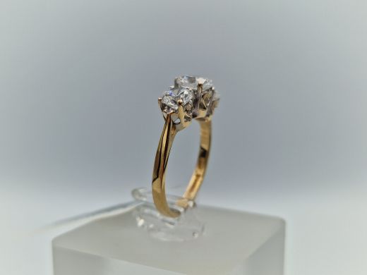 Zelta gredzens ar cirkoniju, 2.73 g, izm. 16