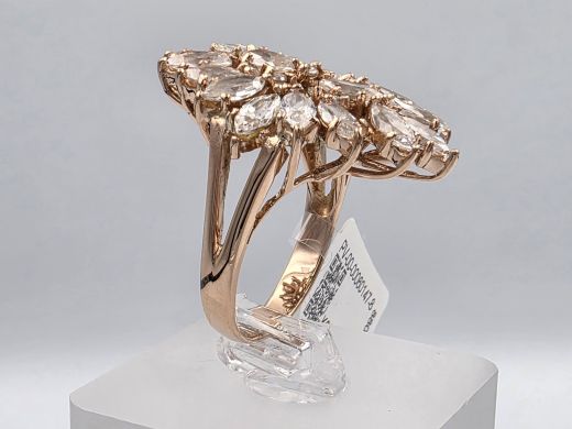 Gold ring with zircon, 9.26 g, size 17.5