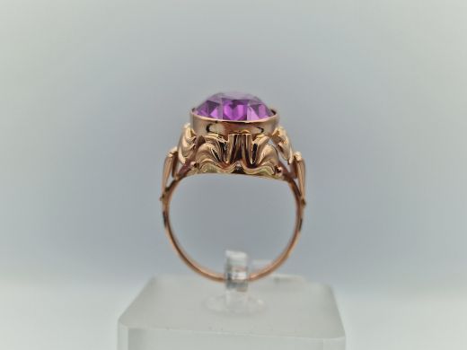 Zelta gredzens ar koraļļi, 6.54 g, izm. 18.5